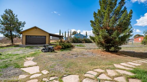 20415 Sierra Dr, Bensch Ranch, AZ 86333-2281