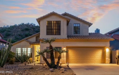 19640 19th Pl, Phoenix AZ  85024-1244 exterior