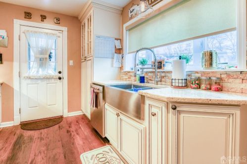 12 Nicholas Dr, Old Bridge NJ  08857-1558 exterior