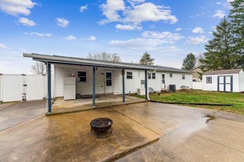 175 Helen Rd, Pataskala OH  43062-9313 exterior