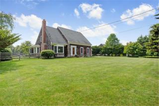 1720 Indian Neck Ln, Peconic, NY 11958-1704