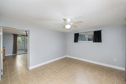 2223 Genevieve Ln, Covington KY  41011-4009 exterior