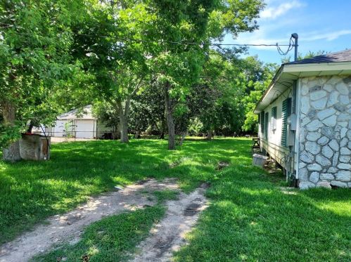 6306 Woodrow St, Texas City, TX 77591-4152