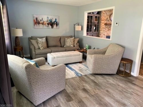 89 Bearfort Rd, West Milford Lakes NJ  07480-1401 exterior