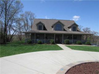 2262 Ridge Rd, Mckeesport, PA 15135-3037