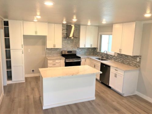 733 Colleen Dr, San Jose CA  95123-4607 exterior