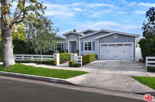 4616 Ventura Canyon Ave, Van Nuys, CA 91423-3130