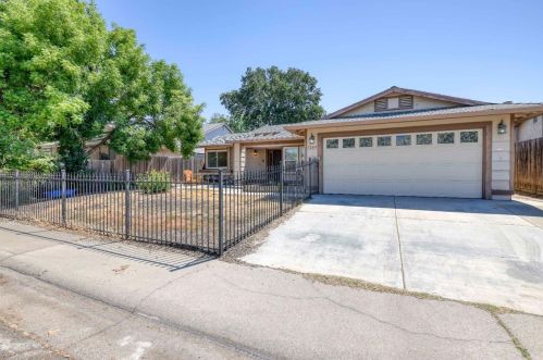 7204 Foxfield Way, North Highlands, CA 95660-3472
