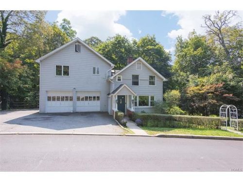 100 Pine Ave, Crotonville, NY 10562-3718