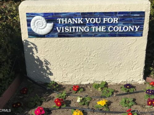 1965 Majorca Dr, Oxnard CA  93035-3648 exterior