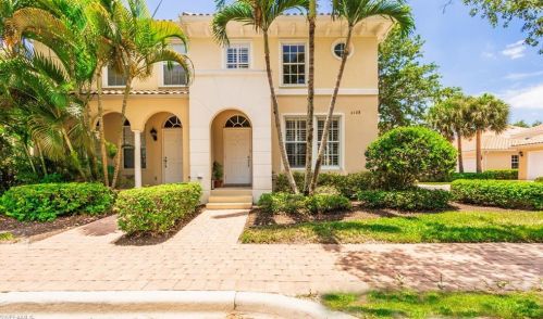 6108 Towncenter Cir, Naples, FL 34119-9558