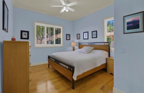 30419 Canyon Estates Rd, Vista CA  92084-1043 exterior