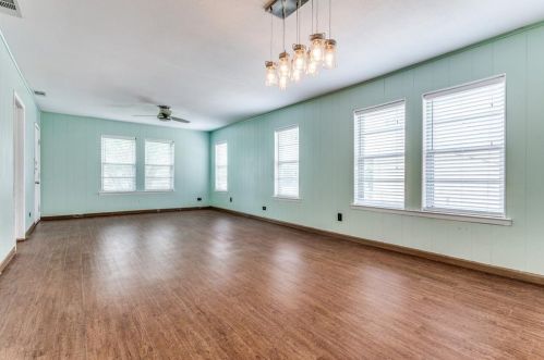 2705 Marigold Ave, Fort Worth, TX 76111-2623