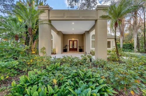 9075 Point Cypress Dr, Orlando, FL 32836-5475