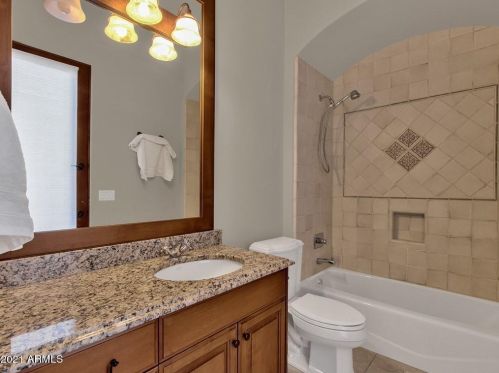 9390 Monument Dr, Scottsdale AZ 85262-4744 exterior