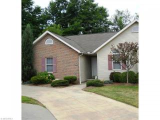 1404 Waters Edge Dr, Akron, OH 44313-8818