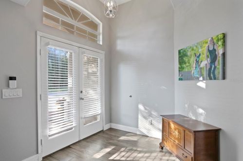 204 Bay Arbor Blvd, Oldsmar, FL 34677-4662