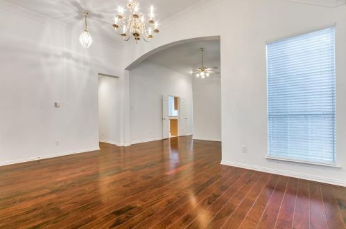 2614 Brighton Dr, Lewisville TX  75028-1463 exterior