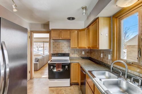 2729 94, Milwaukee WI 53222-4507 exterior