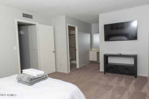 7643 Montecito Ave, Scottsdale AZ  85251-2923 exterior