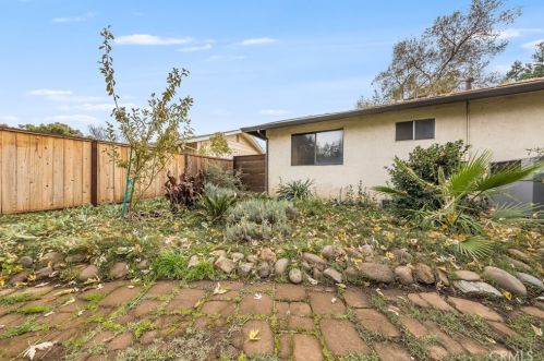 618 12th Ave, Chico CA  95926-2136 exterior