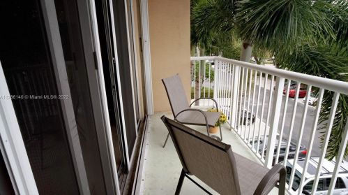 609 Sheridan St, Dania Beach FL  33004-4624 exterior