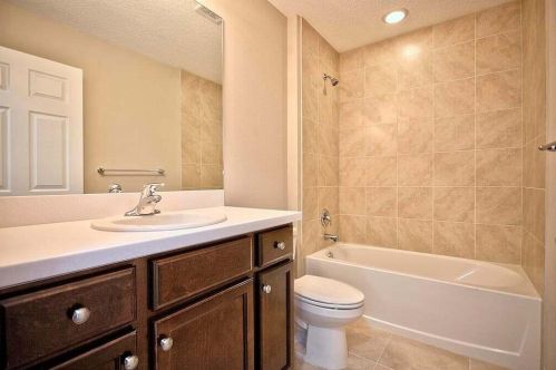1089 Bellevue Ave, Fort Pierce FL  34953-1203 exterior