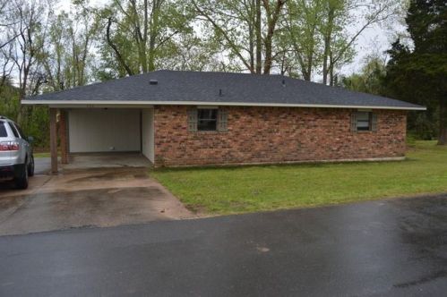 720 Couvillion St, Moncla, LA 71351-2259
