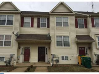 8 Franklin Dr, Middletown, DE 19709-1725