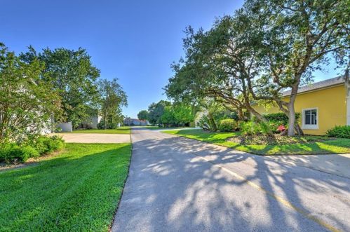 2585 Spruce Creek Blvd, Daytona Beach FL  32128-6787 exterior