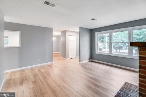 96 Royal Grant Way, Dover DE  19901-6124 exterior