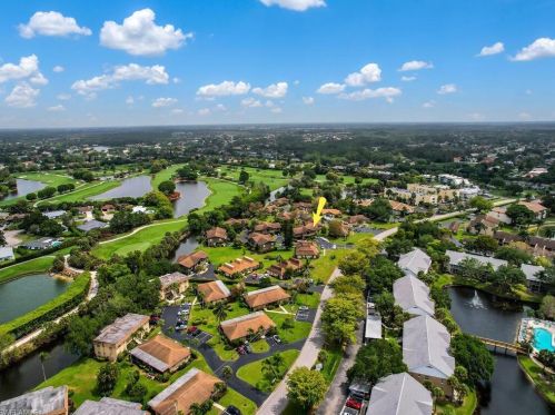821 Palm View Dr, Naples, FL 34110-1241