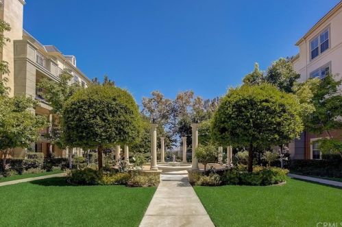 2403 Watermarke Pl, Irvine CA  92612-7690 exterior