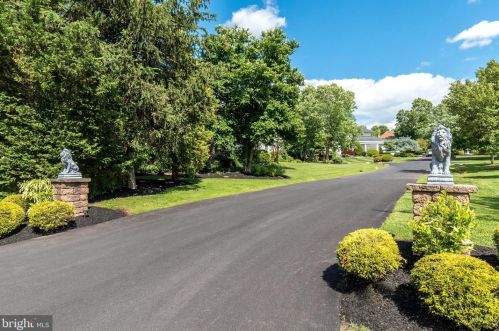 1599 Dreshertown Rd, Dresher PA  19025-1421 exterior