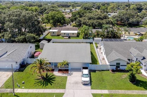 1898 76th Pl, Saint Petersburg, FL 33702-4802