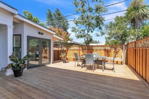 330 Anna Ave, Mountain View CA  94043-4104 exterior