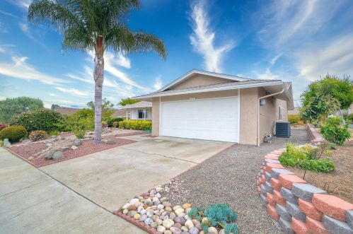 12253 Rios Rd, San Diego, CA 92128-2703