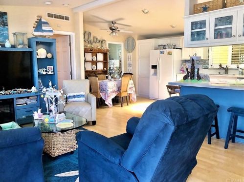 137 Liberty, Newport Beach CA  92660-6143 exterior