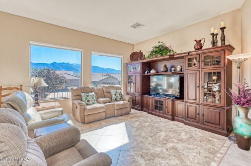 62338 Moon Crest Ct, Tucson, AZ 85739-1741