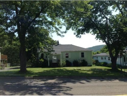 1633 Glenwood Rd, Vestal, NY