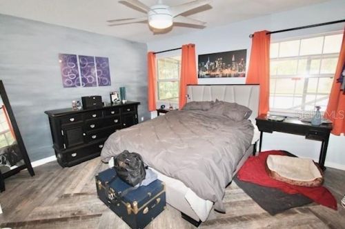 8438 Bay Oak Ct, Orlando FL  32810-1804 exterior