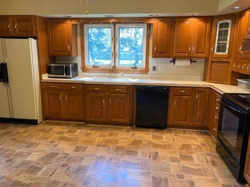 3756 Morefield Rd, Hermitage, PA 16148-3715