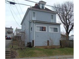 32 Oak St, Manor PA  15665-9506 exterior