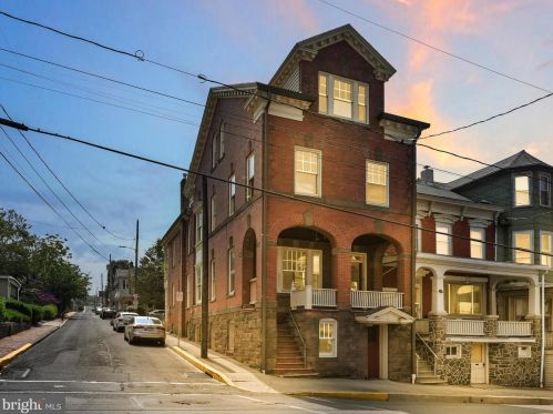 216 Main St, Schuylkill Haven PA  17972-1608 exterior