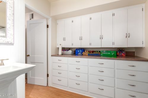 9314 87th Ave, Peoria AZ 85381-3600 exterior