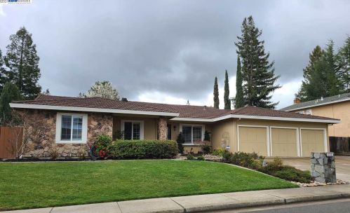2555 Toltec Cir, San Ramon, CA 94583-2032