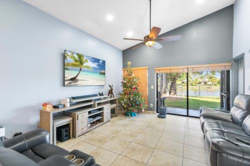 1845 10th St, Delray Beach FL  33445-2535 exterior