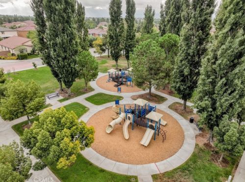 1361 Crown Imperial Ln, Beaumont CA  92223-8487 exterior