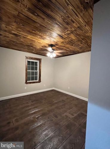 594 Baynesville Rd, Montross VA  22520-2325 exterior