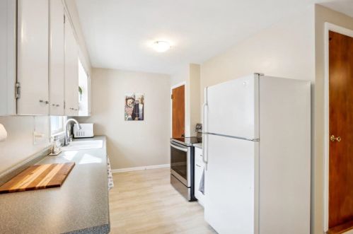 4313 Keating Ter, Madison WI 53711-1563 exterior